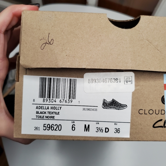 Clarks Adella Holly slip on sneaker gray comfort amputee single left shoe only 6 - Picture 4 of 5